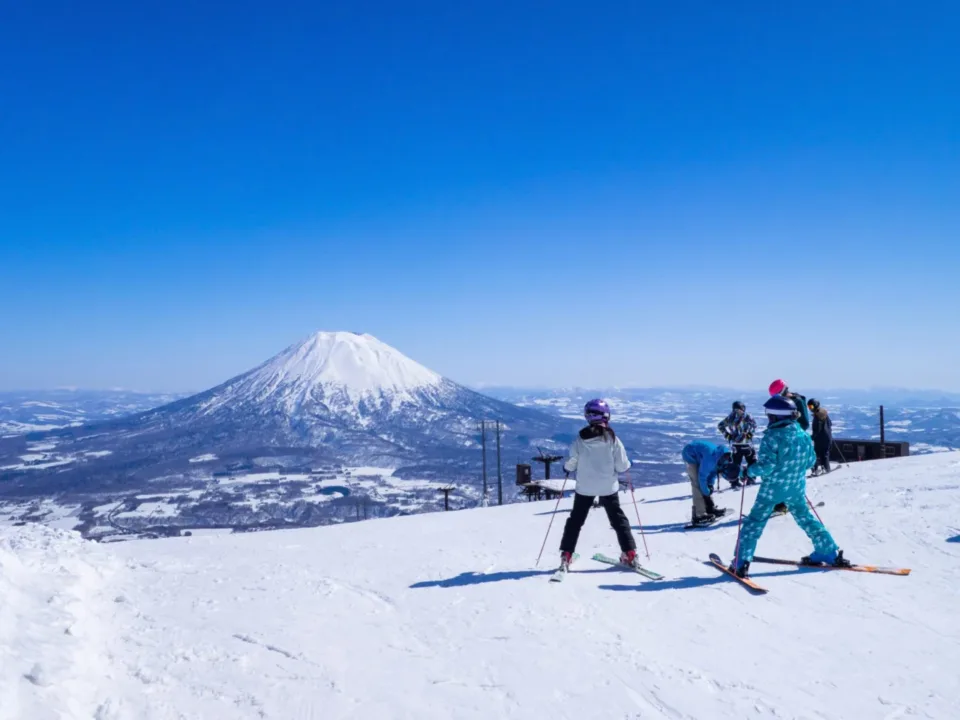 日本滑雪全攻略:最佳度假村、滑雪季節及簽證建議 日本滑雪全攻略:最佳度假村、滑雪季節及簽證建議