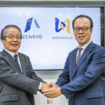 中間幹夫社長（左）と李剛CEO