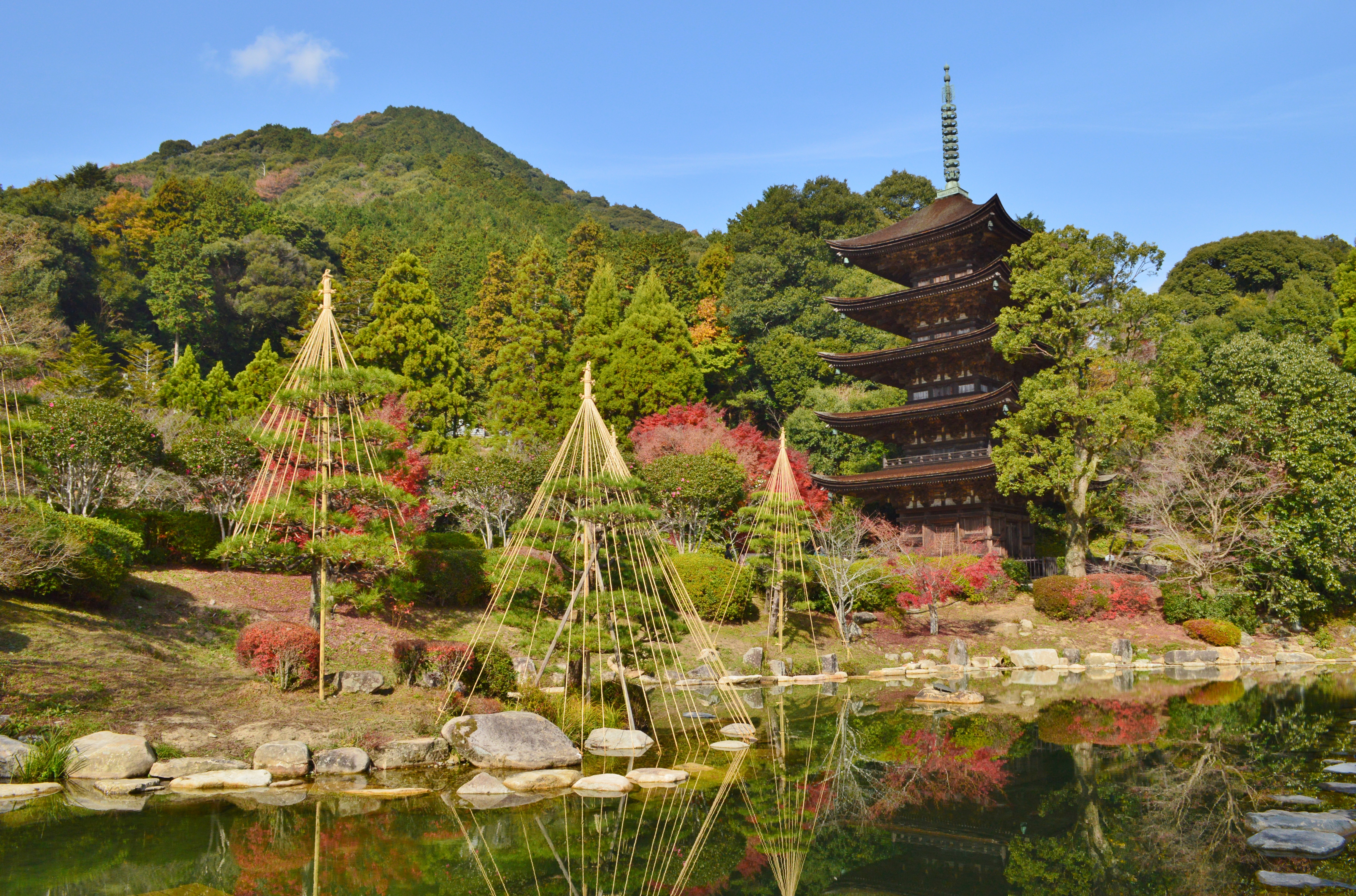 瑠璃光寺五重塔