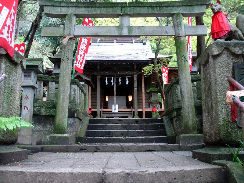佐助稻荷神社紅色鳥居