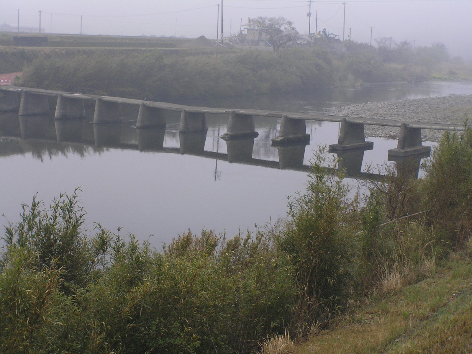 四萬十川沈下橋