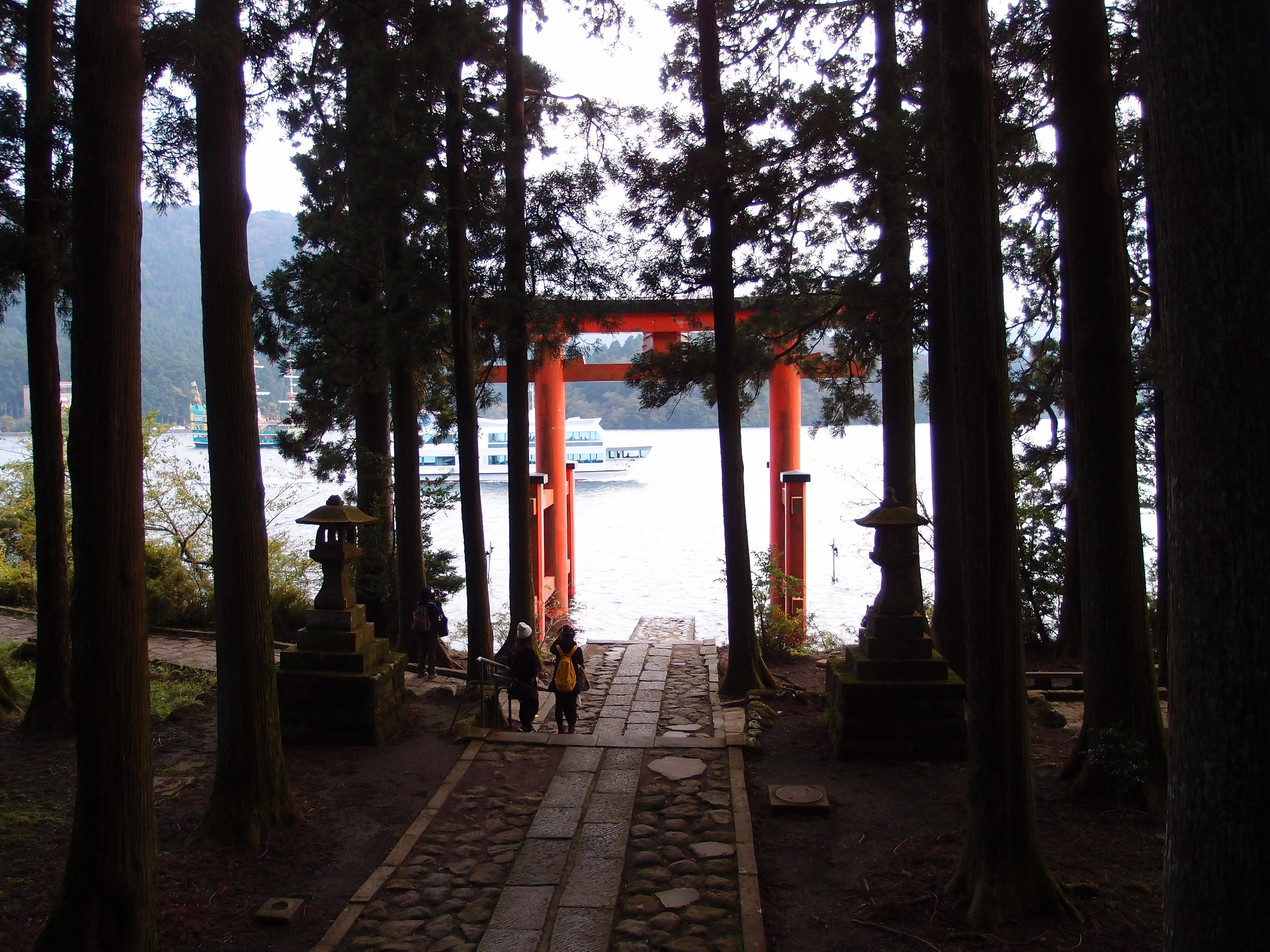 箱根神社鳥居