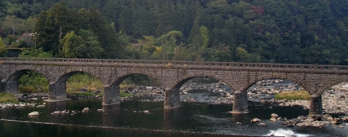 耶馬溪橋八連石拱橋
