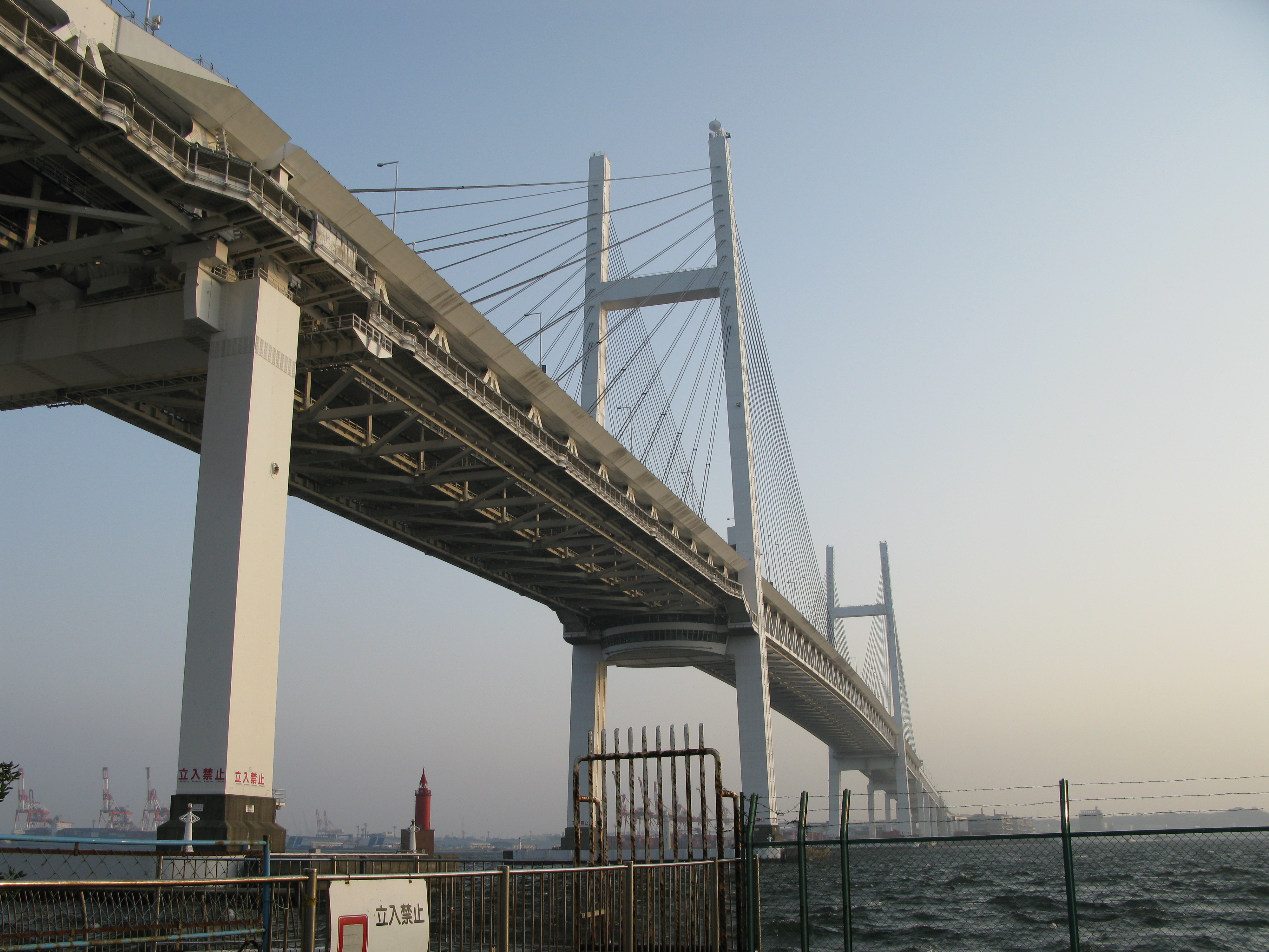 橫濱海灣大橋全景