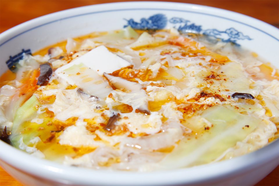 日清亭 酸辣湯麺