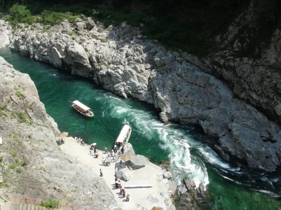 大步危峽觀光遊覽船