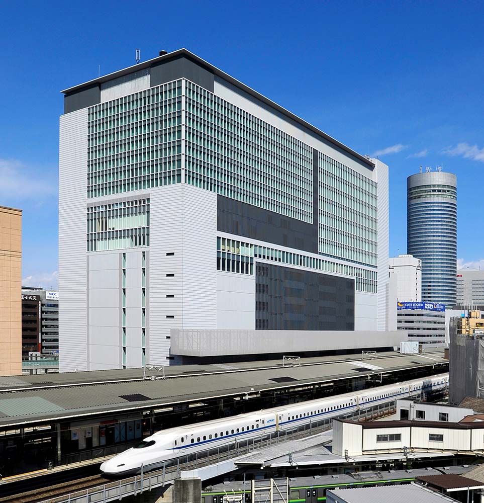 Hotel Associa 新橫濱所在的新橫濱車站大樓