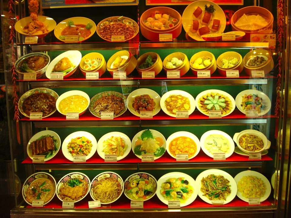 橫濱餐廳店頭陳列的食物樣品櫥窗
