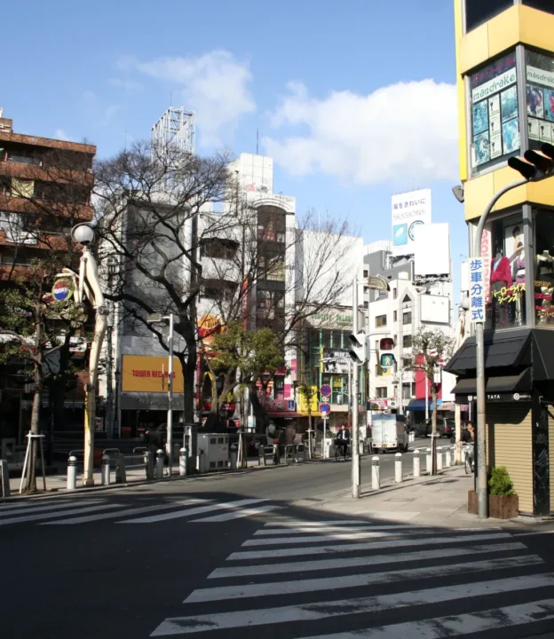 美國村街角