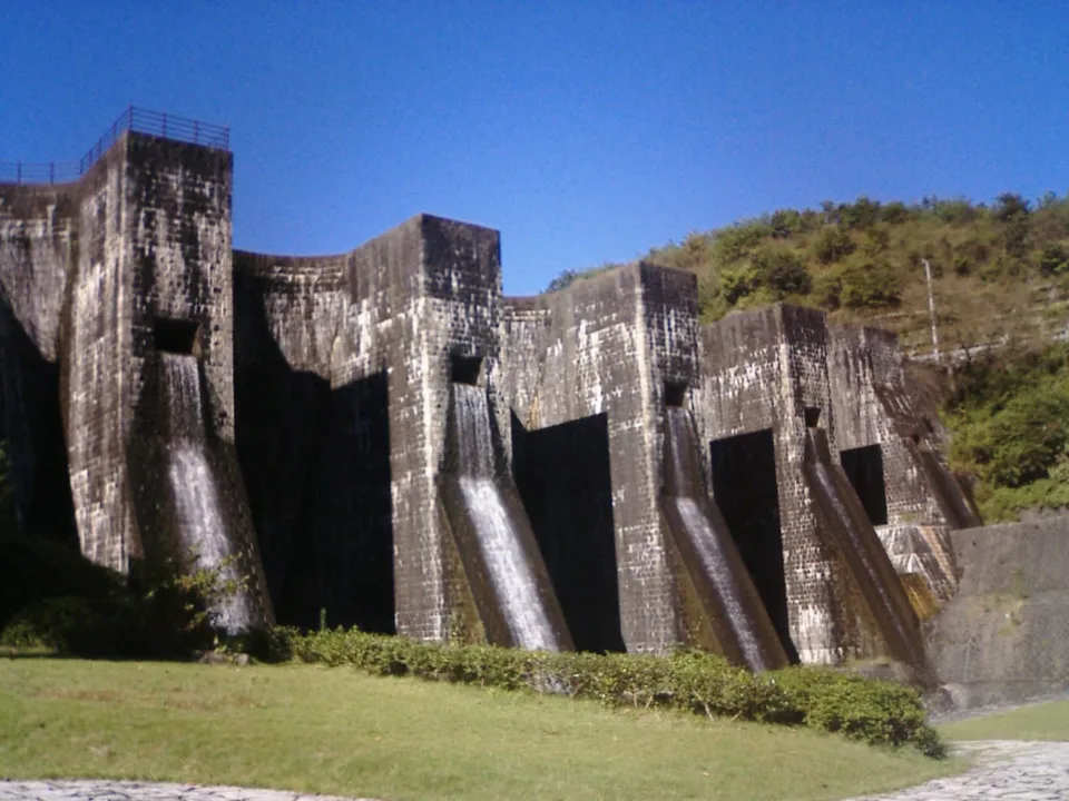 觀音寺市豐稔池堰堤