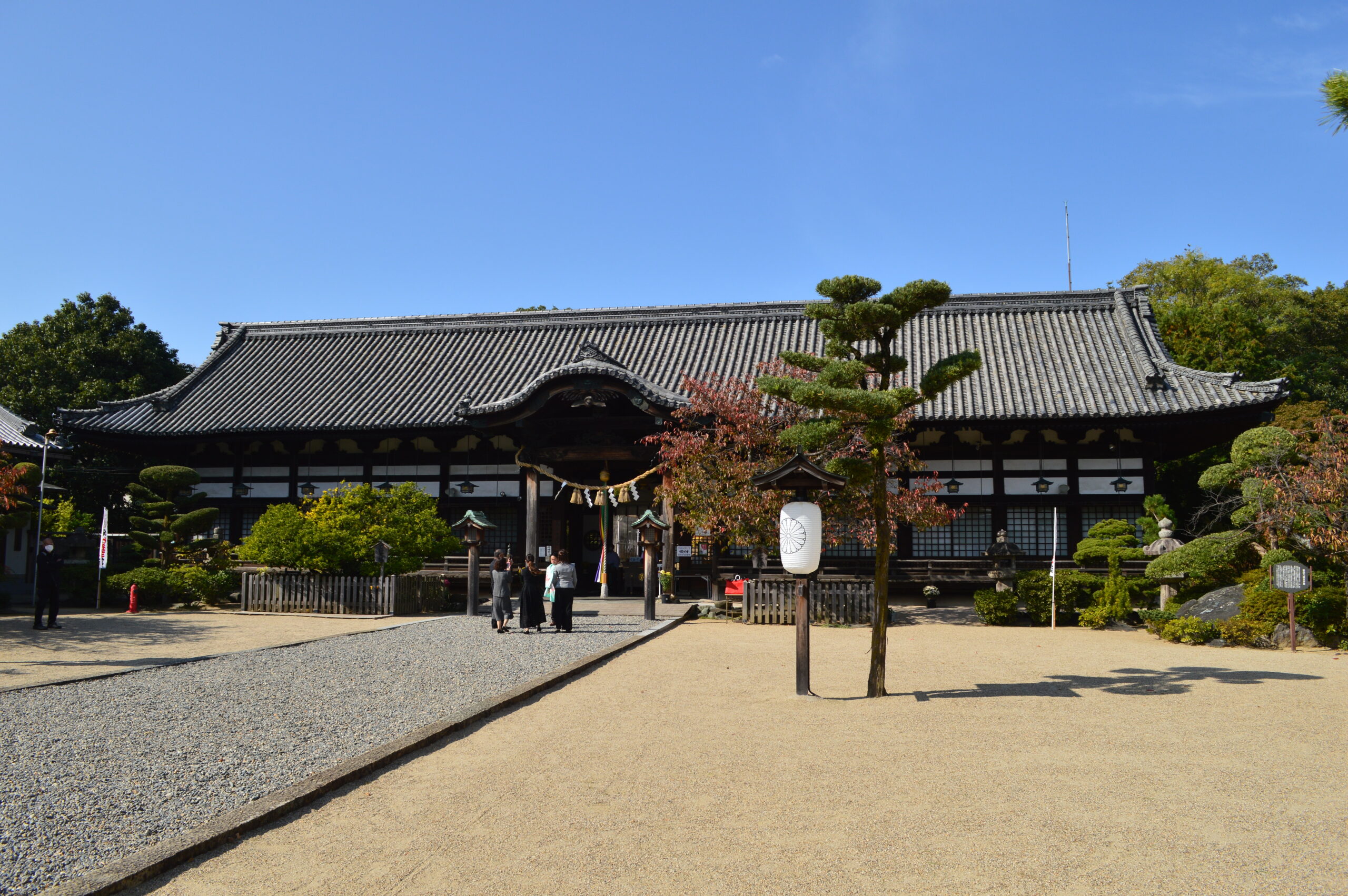 誉田八幡宮拝殿