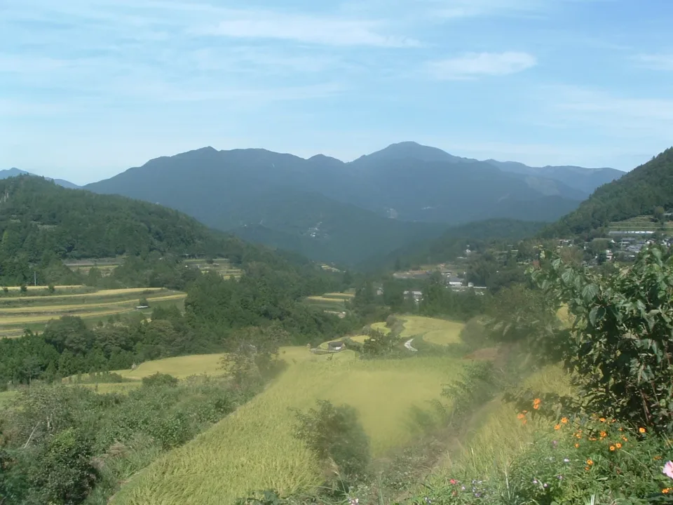 本山町山間群峰