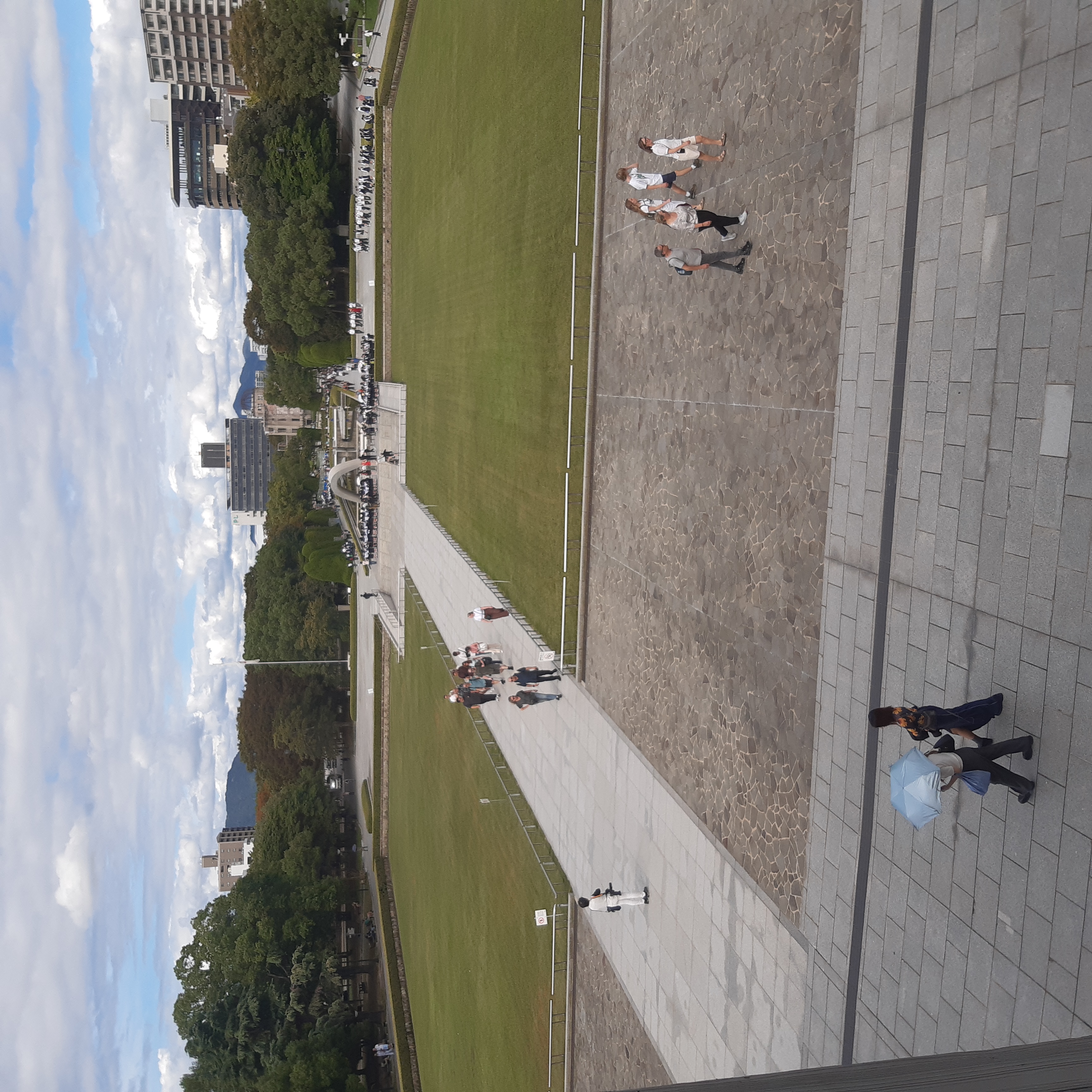 廣島和平紀念資料館外觀