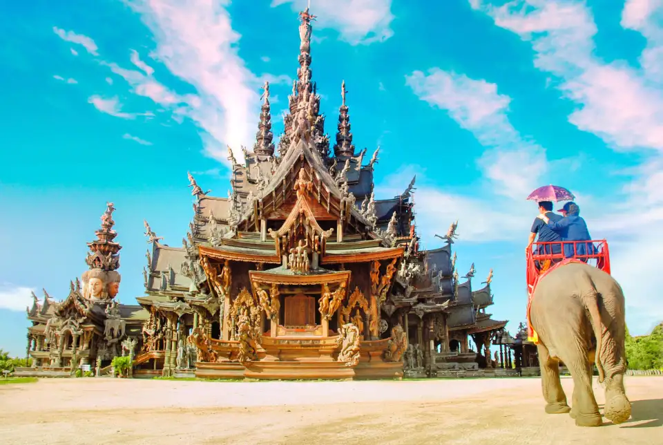 真理寺木雕建築全景